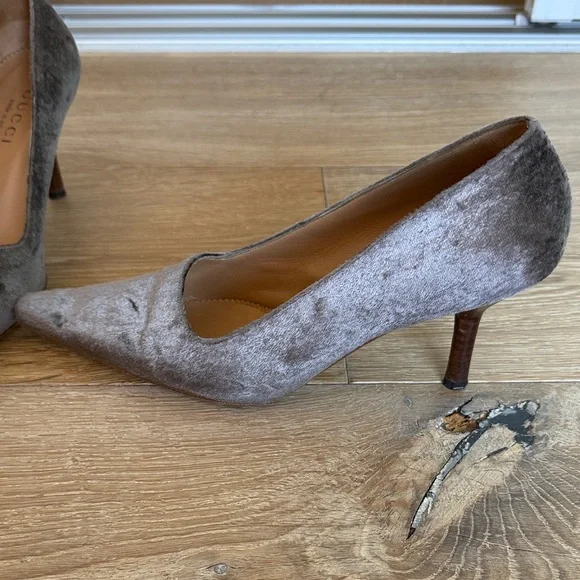 Gucci Gray Velvet Women's Heels - Picture 2 of 4